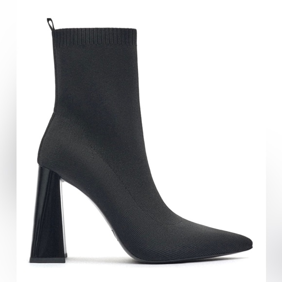 Zara Shoes - ZARA Sock Boots